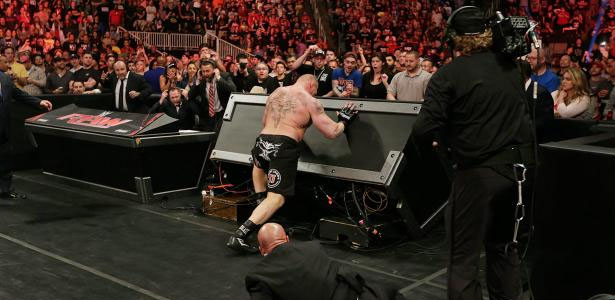 lesnar-table.jpg