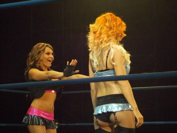 Spoiler Photos: TNA Knockouts PPV Taping - Ex-WWE Diva Maxine, Reby Sky &am...