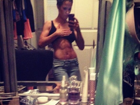 brooke-tessmacher-abs