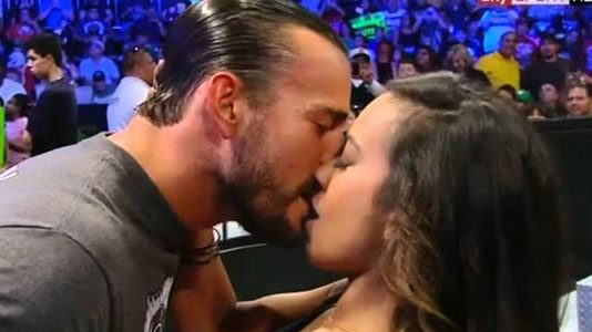 ajlee-cmpunk-kiss