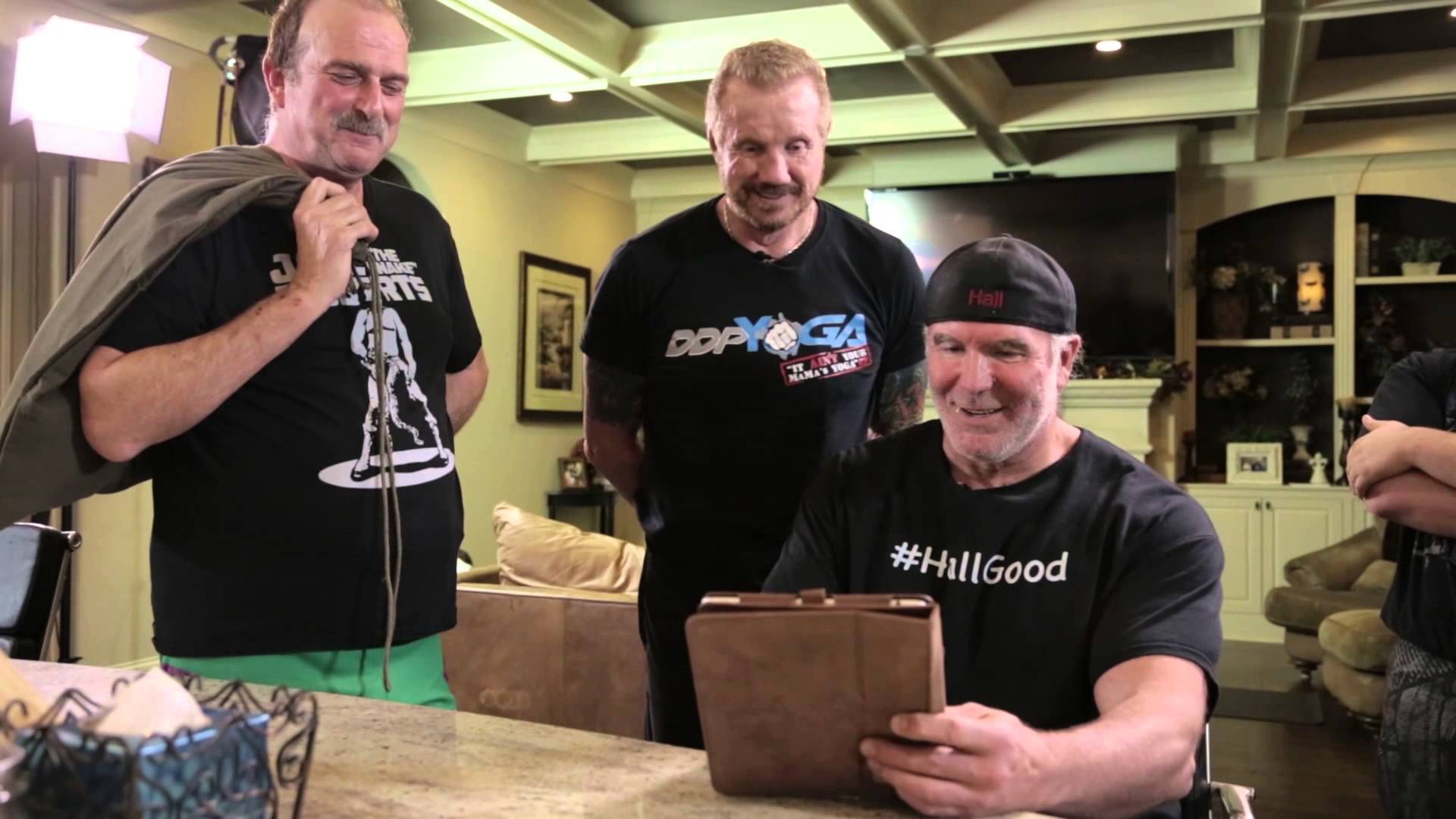 ddp yoga now vs dvds