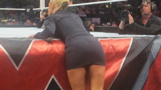 lana-booty