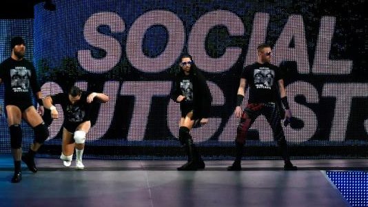social-outcasts4