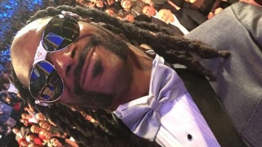 snoop-dogg-selfie