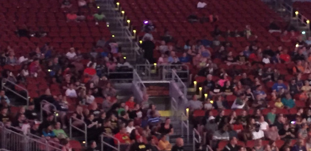 Low Attendance At Raw Live Event Photos Top 10 Wwe Low Blows Video Jim Cornette S Birthday Pwmania Com