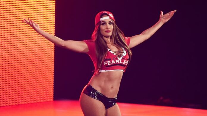 Bella instagram nikki Nikki Bella