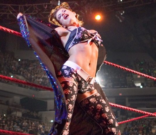 Candice Michelle Considering Return To Wrestling With TNA Candice Michelle