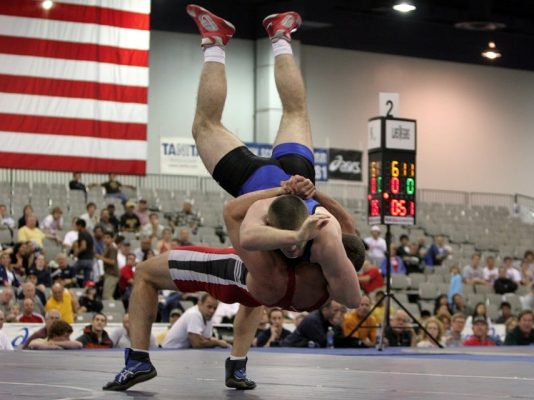 wrestlers-646535_960_720