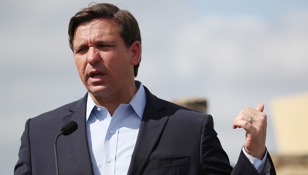 FL Governor Announces Stay At Home Order - PWMania - Wrestling News