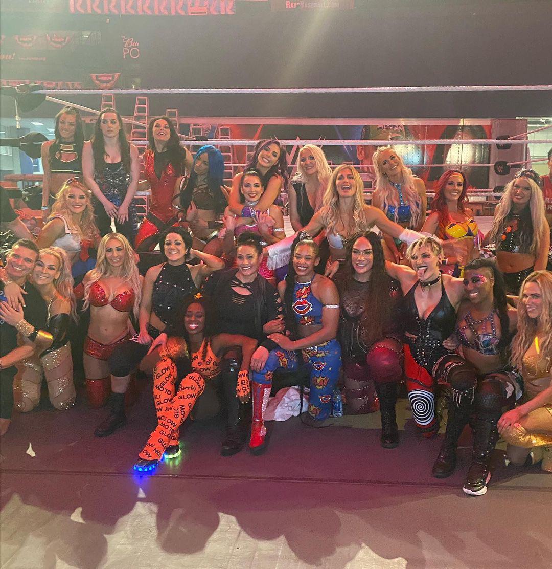 Backstage Photo Of The 2021 Women’s WWE Royal Rumble Cast PWMania