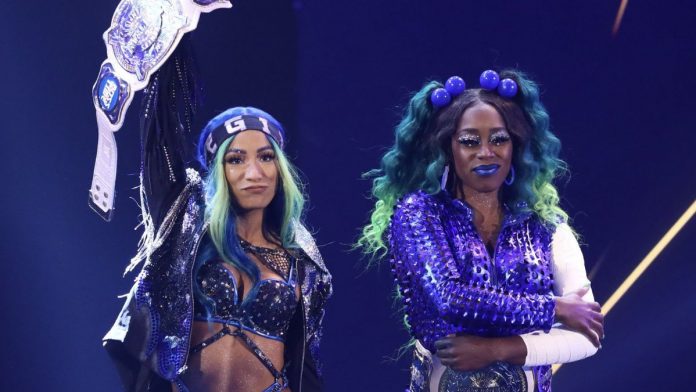 SashaBanks-Naomi5