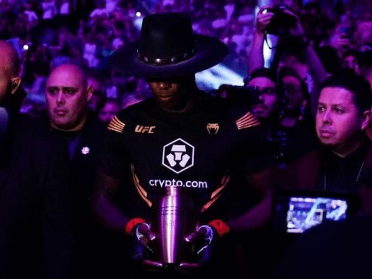 01-israel-adesanya-pays-tribute-to-the-undertaker-with-ufc-276-entrance