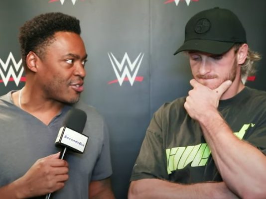 01-logan-paul-in-saudi-arabia-for-wwe-crown-jewek-2022