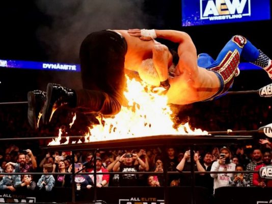 01-cody-rhodes-andrade-el-idolo-flaming-table-aew-dynamite