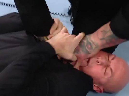 01-jt-energy-camerman-bray-wyatt-attacked-on-wwe-smackdown-12-23-2022