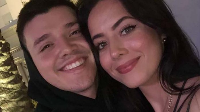 is dominik mysterio married - Image 3