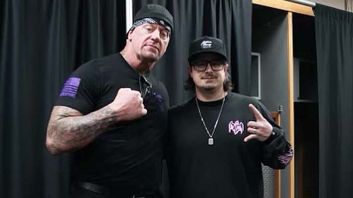 The Undertaker Reacts to WWE Royal Rumble and Michelle McCool’s Return, Hangs With Hardy - PWMania 