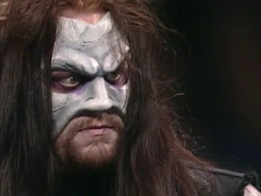 01-the-undertaker-phanom-of-the-opera-broken-orbital-bone-mask