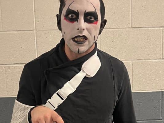 01-danhausen-injured