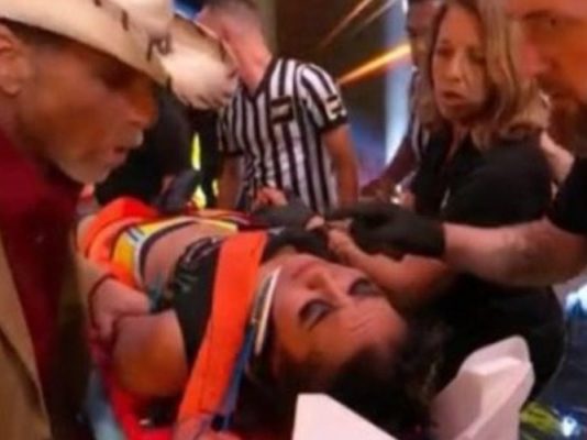 01-roxanne-perez-nxt-roadblock-2023-stretcher