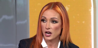 Tiffany Stratton Reacts To Becky Lynch vs. Trish Stratus Steel Cage Match -  PWMania - Wrestling News