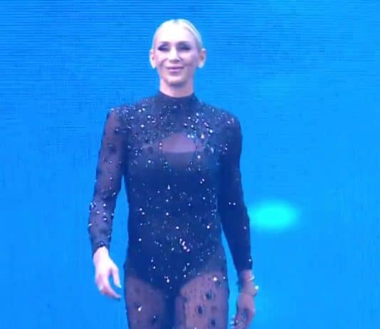 Photo: Charlotte Flair Teams Up With WWE And TNA Stars For Training Amid Recovery