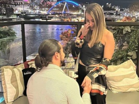 01-riddick-moss-proposes-to-emma-2023