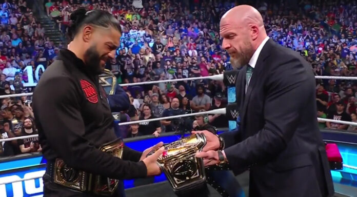 01-roman-reigns-new-universal-title