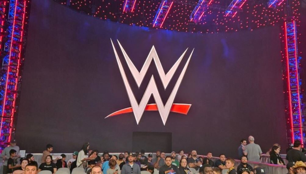 WWE Continues Impressive Streak, Extending Strong Live Event Business - PWMania - Wrestling News