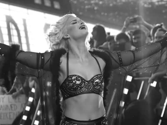 01-timeless-toni-storm-black-and-white-aew-2024