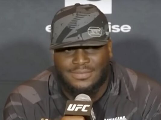 Derrick Lewis Says He Wants To Be A “Freak” In WWE