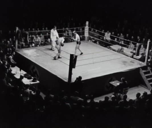 How Strategy and Psychology Shape the Art of Professional Wrestling