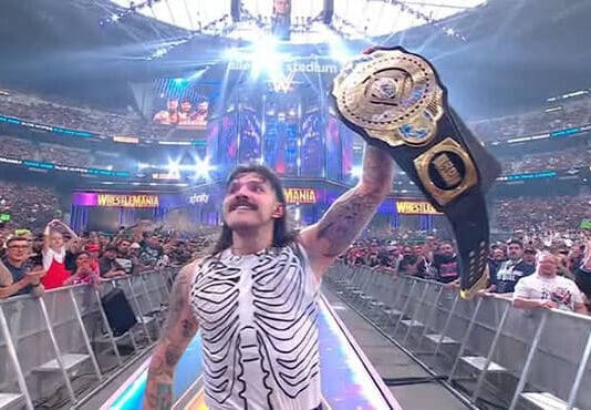 Dominik-Mysterio-Champion