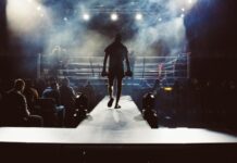 Can Tevin Farmer Stop Floyd Schofield’s Ascent?