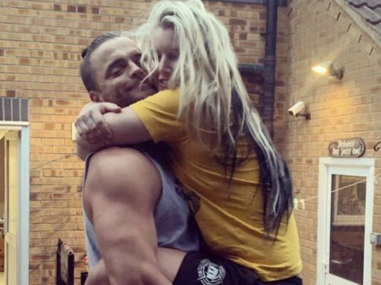 Juice Robinson and Toni Storm