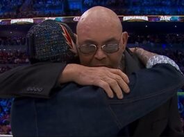 Rey Mysterio inducts Konnan into the AAA Hall of Fame