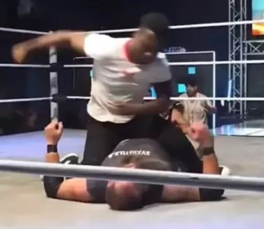 Raja Jackson attacks Stuart “Syko Stu” Smith at Knokx Pro Wrestling