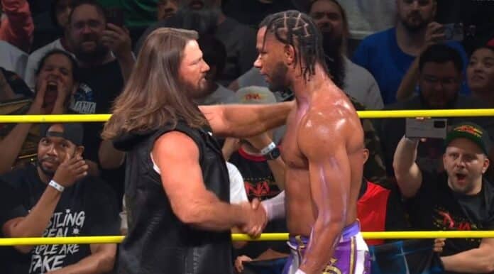 AJ Styles and Leon Slater at Slammiversay