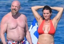 Triple H and Stephanie McMahon on vacation in Greece