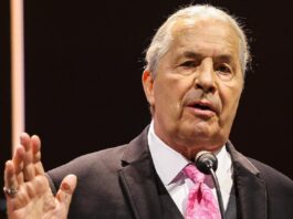 Bret Hart Cancels Multiple Appearances, Releases Statement Addressing Situation Bret Hart