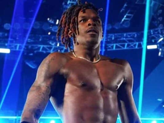 Backstage Confusion Over Je’Von Evans WWE RAW Contract Signing Je’Von Evans