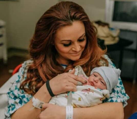 Maria Kanellis and new baby