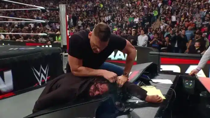 Seth Rollins GUNTHER Seth Rollins GUNTHER